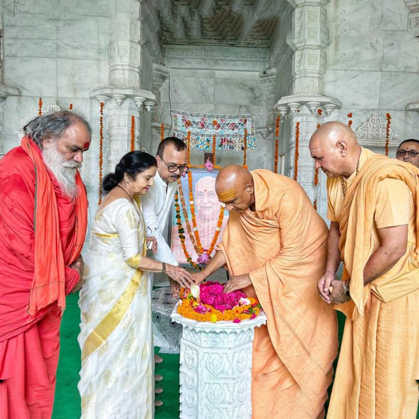 Swami Satyamitranand Giri ji Maharaj | Bharat Mata 1